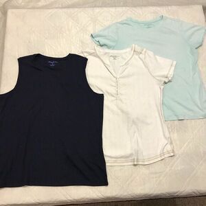 3 Women's‎ Eddie Bauer shirts XL/2XL